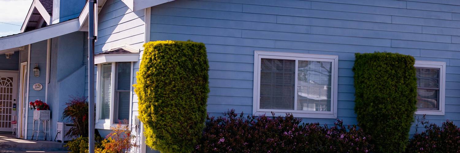 Tenants and landlord in a California mediation session drafting a settlement